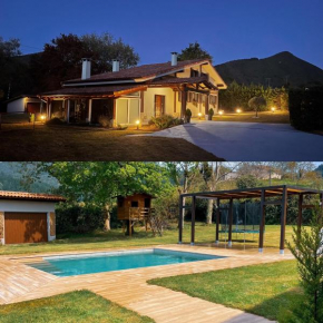 Ozollo Bekoa - Casa con piscina en el corazón de Urdaibai.